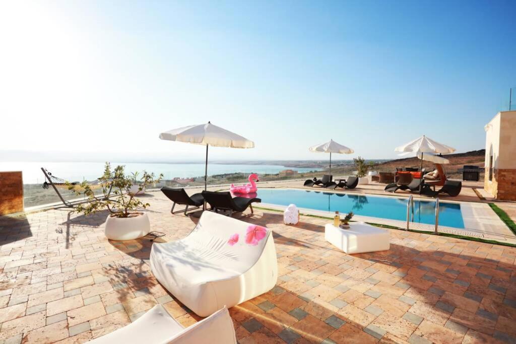 Villa Sea Breeze Sweimeh Kültér fotó